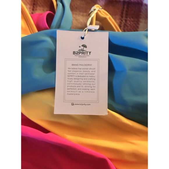 B2Prity Small Swimsuit Womens New - Picture 4 of 5